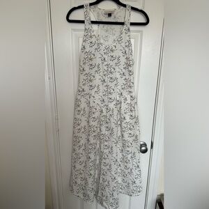Universal Thread Drop Waist Midi A-Line Dress with Pockets - White Floral - M